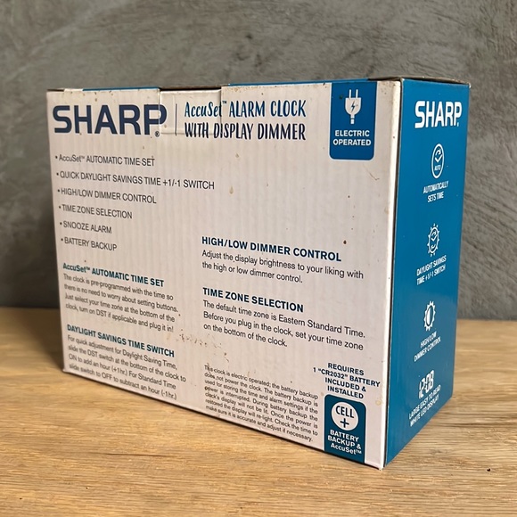 SHARP Accuset Alarm Clock with Display Dinner NWT - Picture 3 of 4
